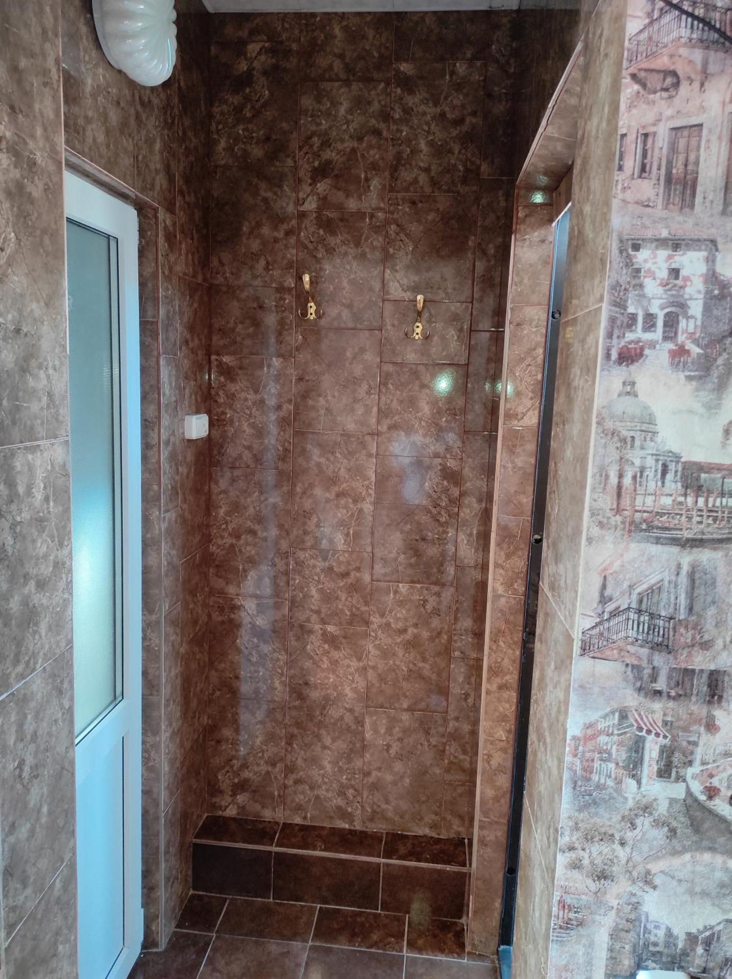 Гостевой Дом Ирина Hotel Sukhumi Exterior foto